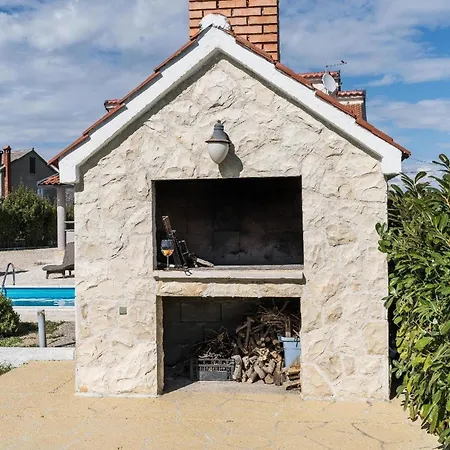 בית נופש Ferienhaus In Privlaka Mit Privatem Pool - B44224 פריבלאקה