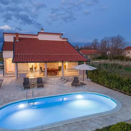 Ferienhaus In Privlaka Mit Privatem Pool - B44224 פריבלאקה